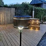 Chalet De La Prairie - Terrain Prive - Bain Nordique *